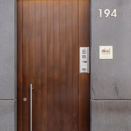 Tell Him Appartement *
